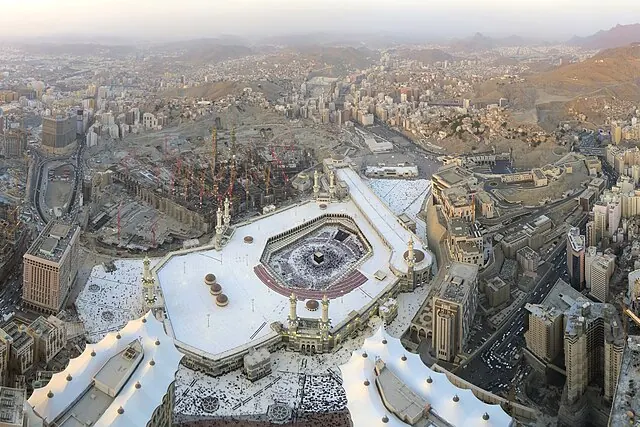Aerial view of Masjid al-Haram and the hotels around it, Makkah
